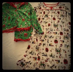 PEANUTS Christmas Pajamas & Nightgown
